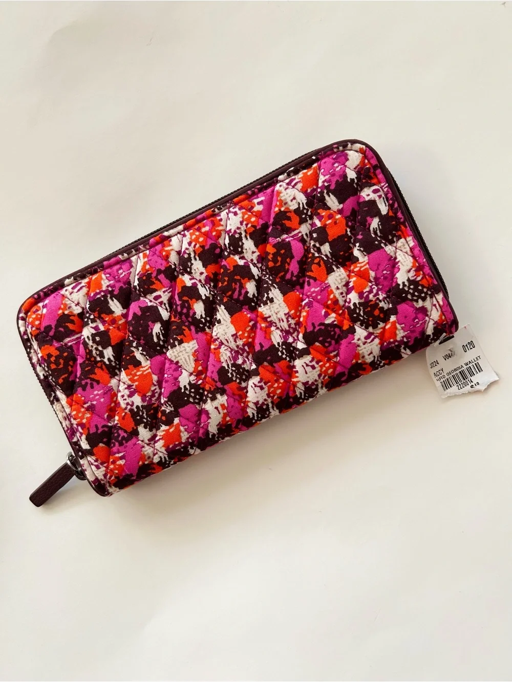 NWT  Vera Bradley Retired Houndstooth Quilted Print Georgia RFID Wallet